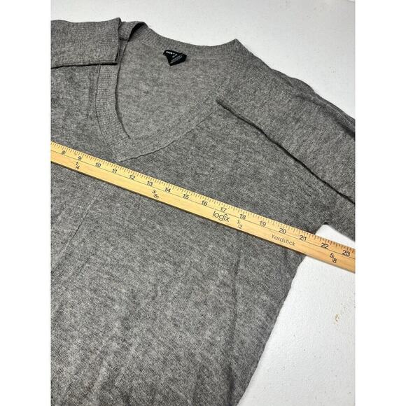 Club Monaco Alpaca Blend V-Neck Casual High Low Long Sleeve Sweater Size M - Picture 4 of 7